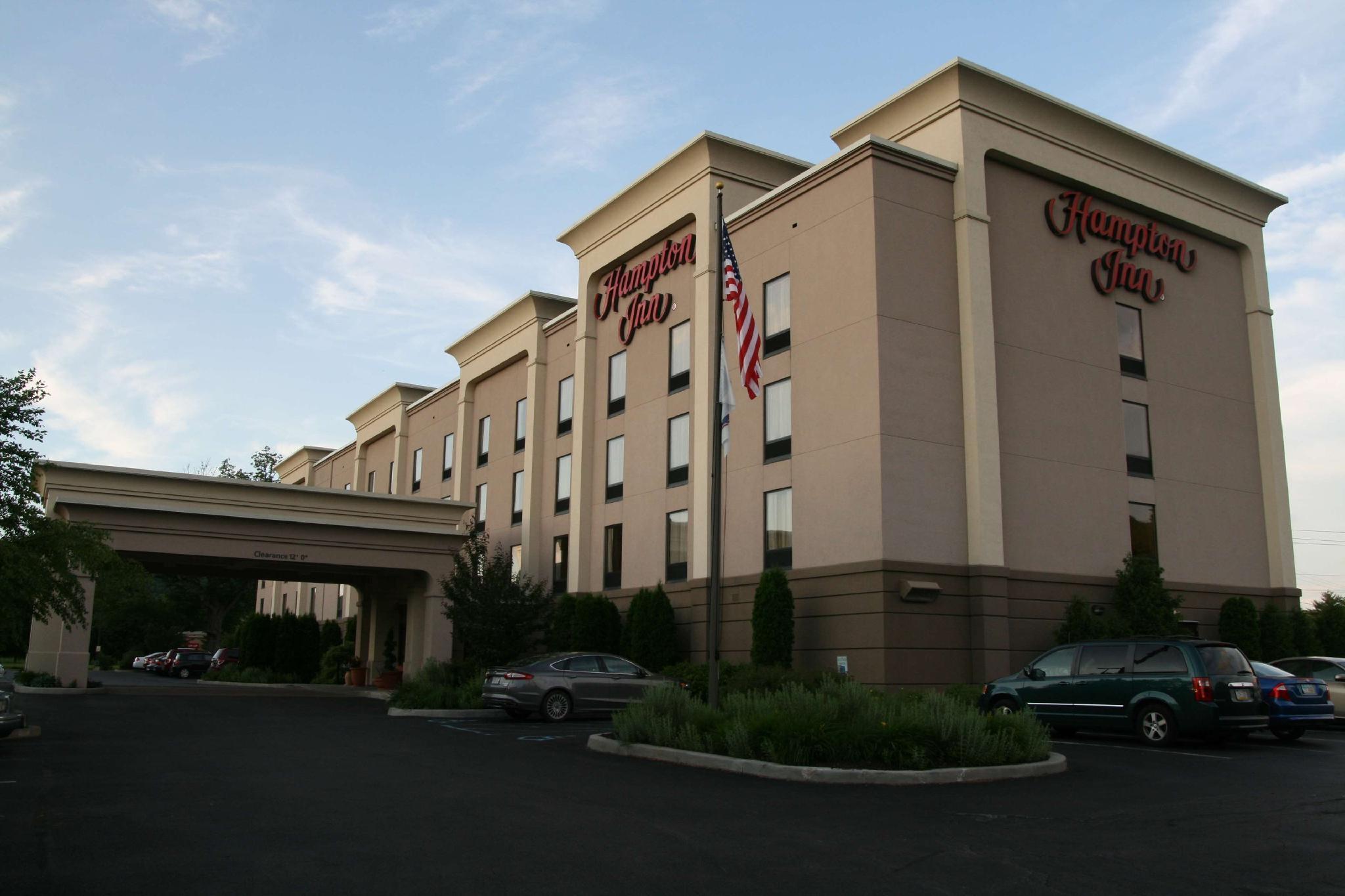 Hampton Inn Oneonta Exteriör bild